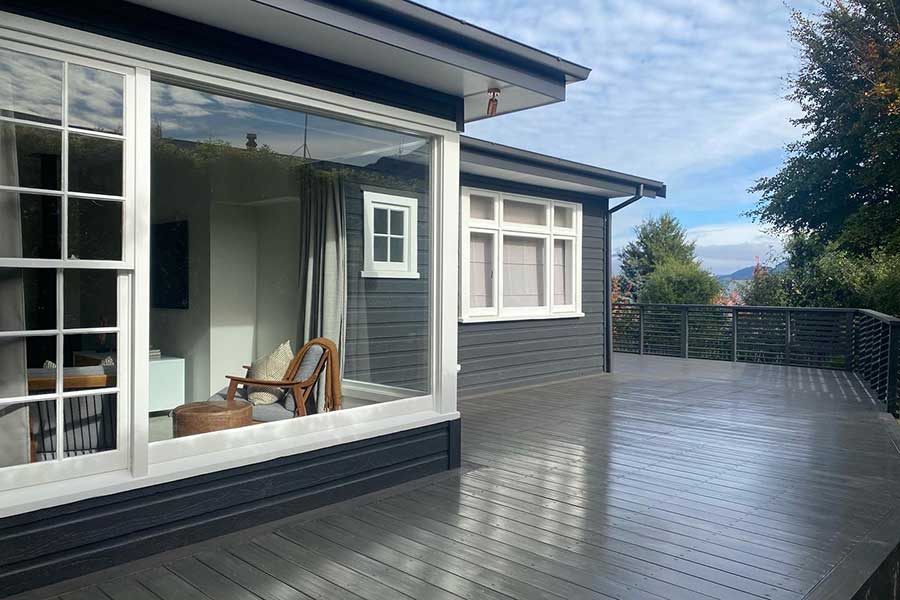 pp queenstown painters exterior dark wood stain